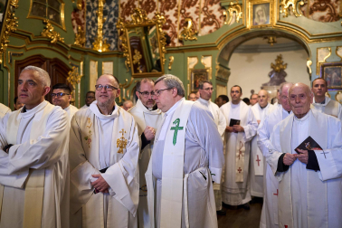 Celebración de la misa crismal en la Catedral de Pamplona