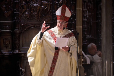 Celebración de la misa crismal en la Catedral de Pamplona