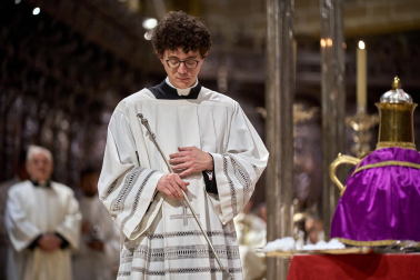 Celebración de la misa crismal en la Catedral de Pamplona