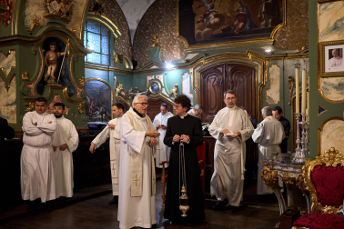 Celebración de la misa crismal en la Catedral de Pamplona