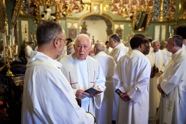 Celebración de la misa crismal en la Catedral de Pamplona