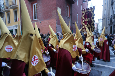 Fotos de la procesión de Jueves Santo en Pamplona