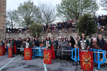 Fotos de la procesión de Jueves Santo en Pamplona