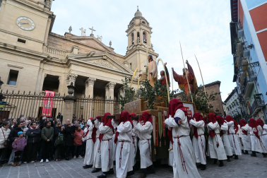Fotos de la procesión de Viernes Santo en Pamplona