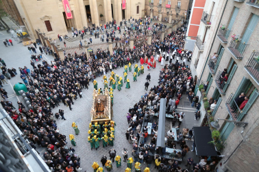Fotos de la procesión de Viernes Santo en Pamplona