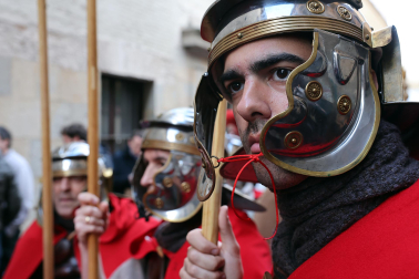 Fotos de la procesión de Viernes Santo en Pamplona