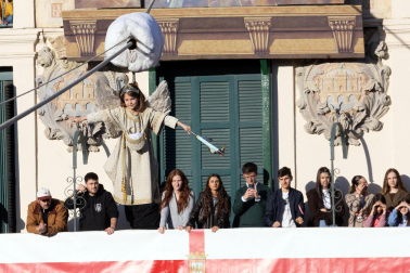 Fotos de la Bajada del Ángel de Tudela 2026