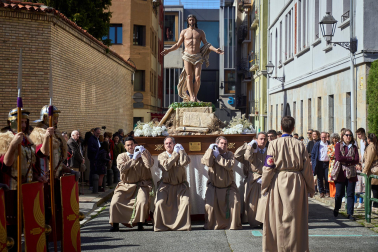 Fotos de la procesión de Domingo de Resurrección en Pamplona