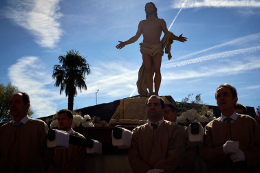 Fotos de la procesión de Domingo de Resurrección en Pamplona