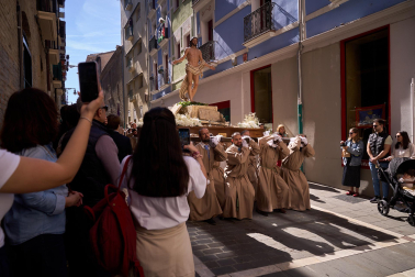 Fotos de la procesión de Domingo de Resurrección en Pamplona