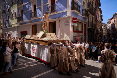 Fotos de la procesión de Domingo de Resurrección en Pamplona