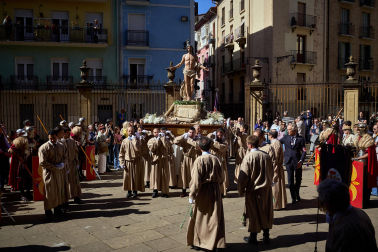 Fotos de la procesión de Domingo de Resurrección en Pamplona