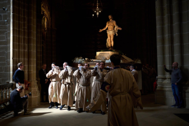 Fotos de la procesión de Domingo de Resurrección en Pamplona