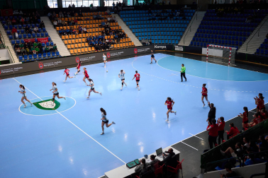 Imágenes del XII Torneo de Semana Santa de Balonmano