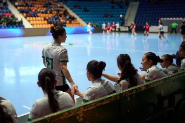 Imágenes del XII Torneo de Semana Santa de Balonmano