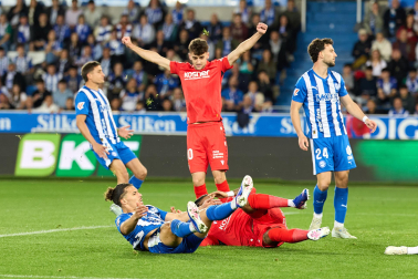 Fotos del Alavés 1-1 Osasuna de la jornada 30