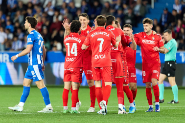 Fotos del Alavés 1-1 Osasuna de la jornada 30