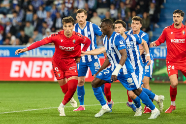 Fotos del Alavés 1-1 Osasuna de la jornada 30