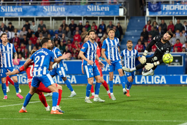 Fotos del Alavés 1-1 Osasuna de la jornada 30