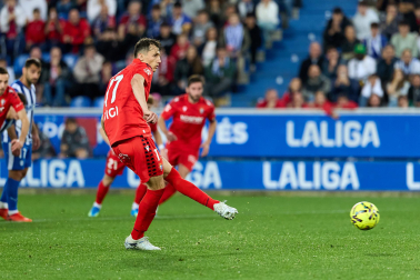 Fotos del Alavés 1-1 Osasuna de la jornada 30