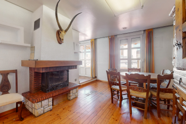 Ático con gran terraza en Plaza Príncipe de Viana