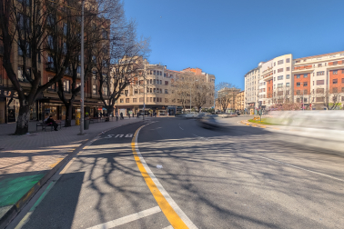 Ático con gran terraza en Plaza Príncipe de Viana