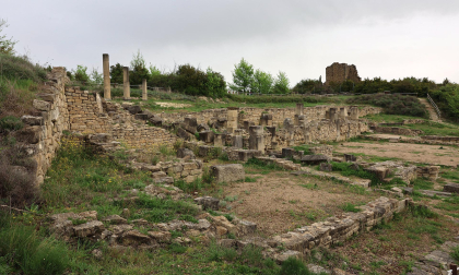 Las excavaciones de Santa Criz en Eslava con la sociedad de estudios históricos de Navarra