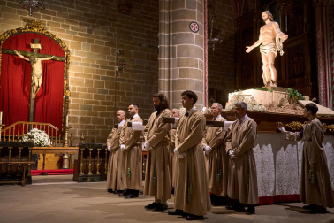 Via Lucis en la Catedral de Pamplona