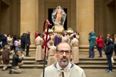 Via Lucis en la Catedral de Pamplona