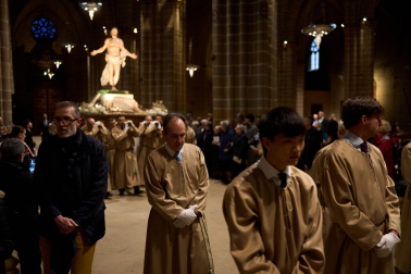 Via Lucis en la Catedral de Pamplona