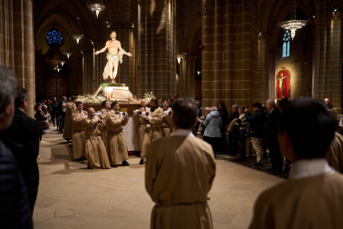 Via Lucis en la Catedral de Pamplona