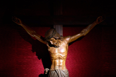Via Lucis en la Catedral de Pamplona
