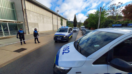 Fotos del desalojo del antiguo convento de Aranzadi en Pamplona