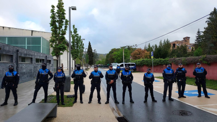 Fotos del desalojo del antiguo convento de Aranzadi en Pamplona