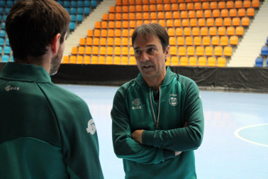 Fotos del primer entrenamiento de Imanol Arregui con Osasuna Magna