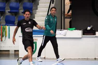 Fotos del primer entrenamiento de Imanol Arregui con Osasuna Magna