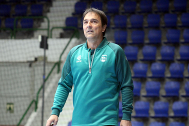 Fotos del primer entrenamiento de Imanol Arregui con Osasuna Magna