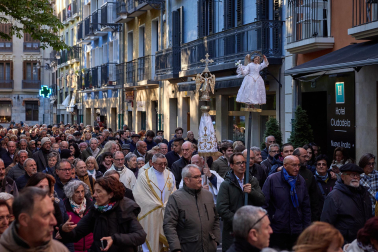 Llegada del Ángel de Aralar a Pamplona.