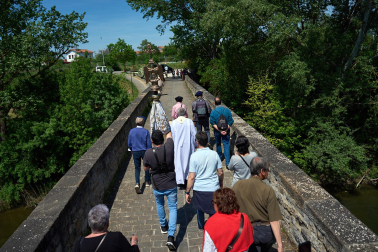 Despedida del Ángel de Aralar de Pamplona.