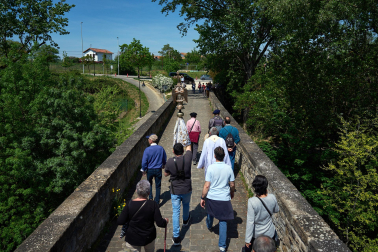 Despedida del Ángel de Aralar de Pamplona.