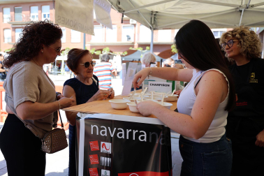 En el marco de las jornadas gastronómicas, se tributó un homenaje a seis agricultores mayores de 87 años y cinco bodegas locales