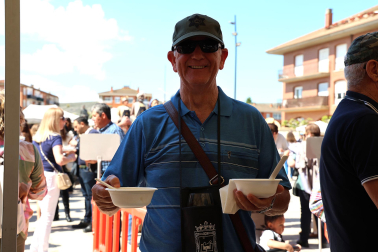 En el marco de las jornadas gastronómicas, se tributó un homenaje a seis agricultores mayores de 87 años y cinco bodegas locales