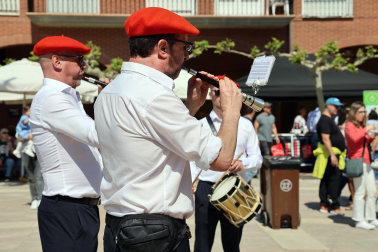En el marco de las jornadas gastronómicas, se tributó un homenaje a seis agricultores mayores de 87 años y cinco bodegas locales
