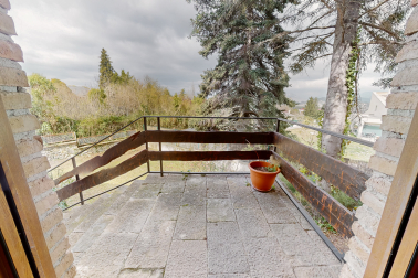 Precioso chalet con gran parcela en Iratxe