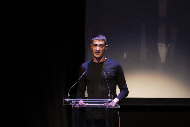 Víctor Ladera, este sábado, tras recoger el premio a mejor dirección