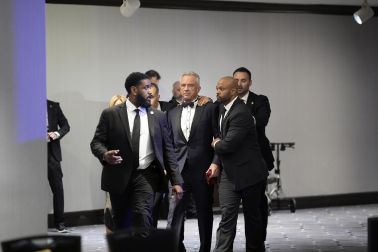 Fotos de la evacuación tras el tiroteo en la cena de corresponsales de la Casa Blanca