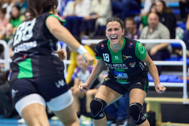 Fotos del partido entre Replasa Beti Onak y Costa del Sol Málaga