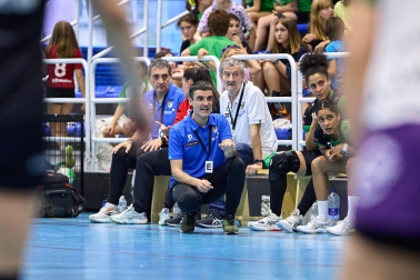 Fotos del partido entre Replasa Beti Onak y Costa del Sol Málaga