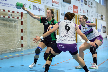 Fotos del partido entre Replasa Beti Onak y Costa del Sol Málaga