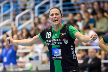 Fotos del partido entre Replasa Beti Onak y Costa del Sol Málaga